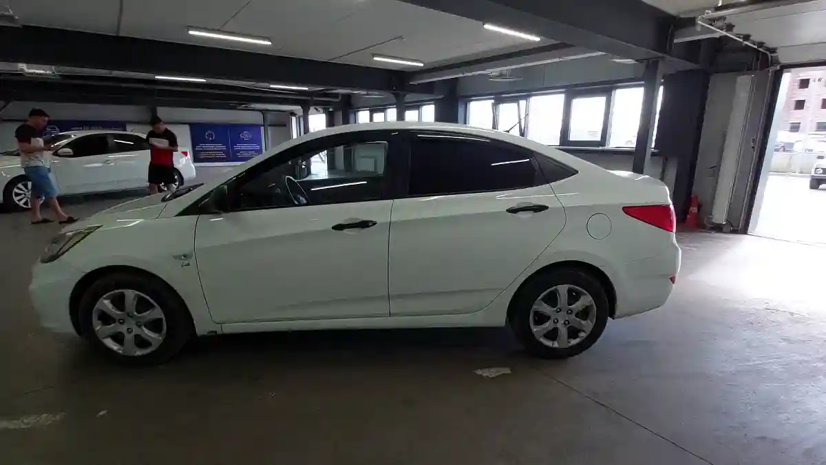 Hyundai Accent 2013 года за 5 000 000 тг. в Астана