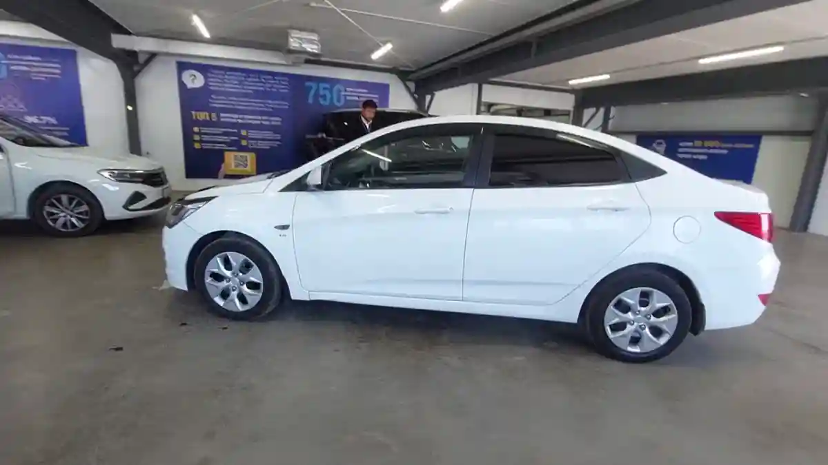 Hyundai Solaris 2014 года за 5 000 000 тг. в Астана