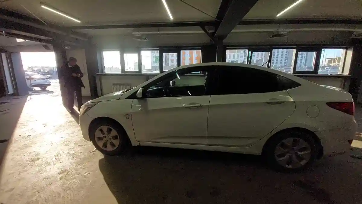 Hyundai Accent 2014 года за 5 000 000 тг. в Астана