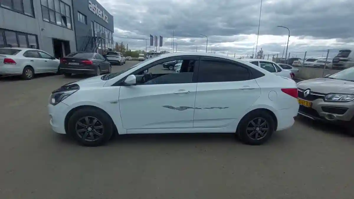 Hyundai Accent 2014 года за 5 000 000 тг. в Астана