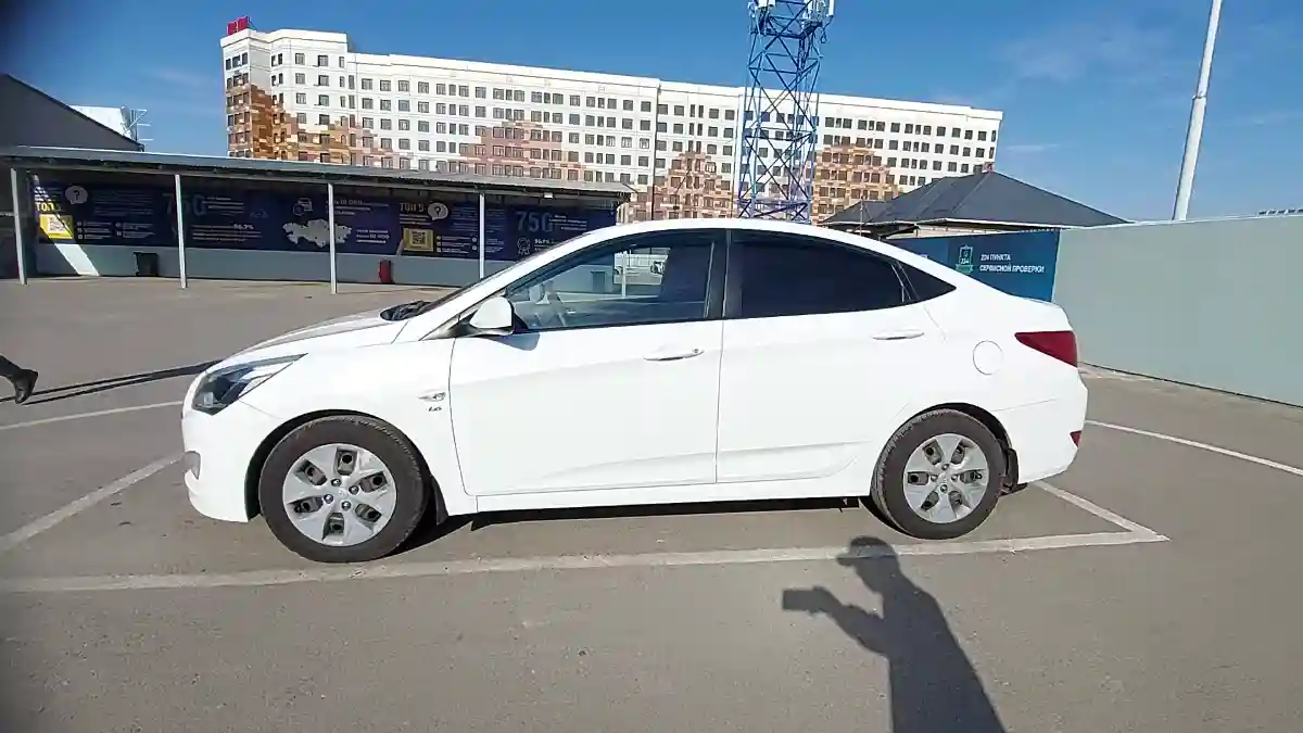 Hyundai Solaris 2015 года за 6 300 000 тг. в Шымкент