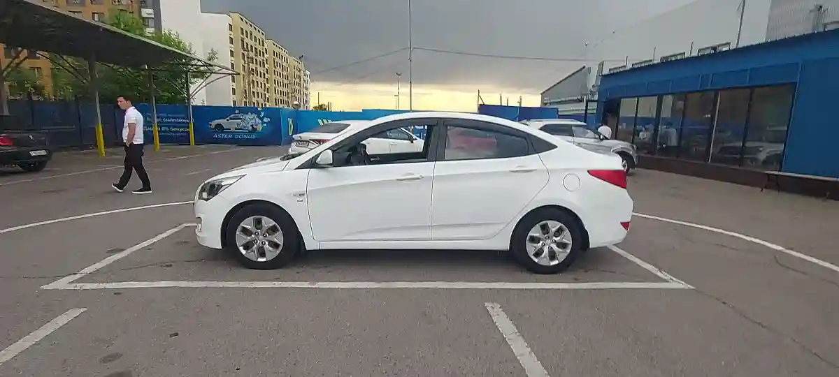 Hyundai Accent 2015 года за 7 000 000 тг. в Алматы