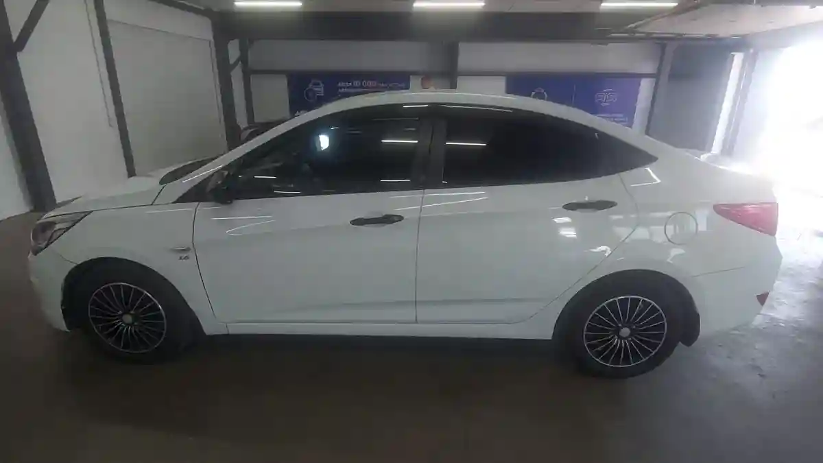 Hyundai Solaris 2015 года за 5 000 000 тг. в Астана