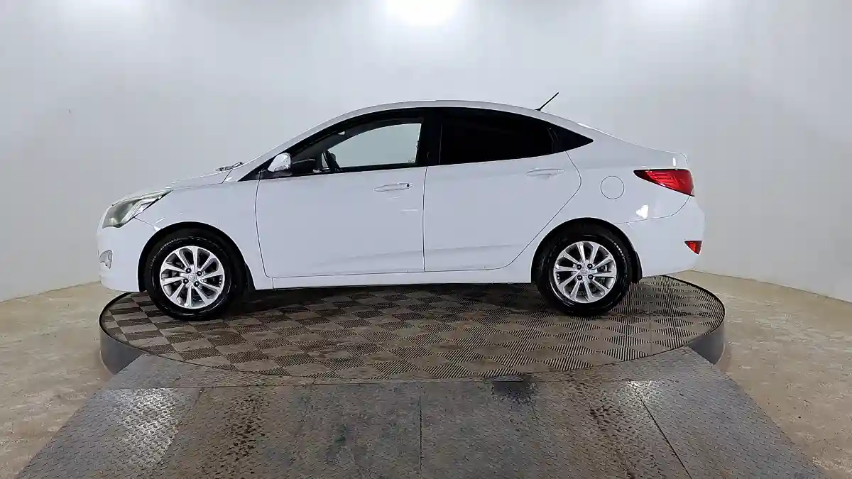 Hyundai Solaris 2015 года за 4 750 000 тг. в Актобе