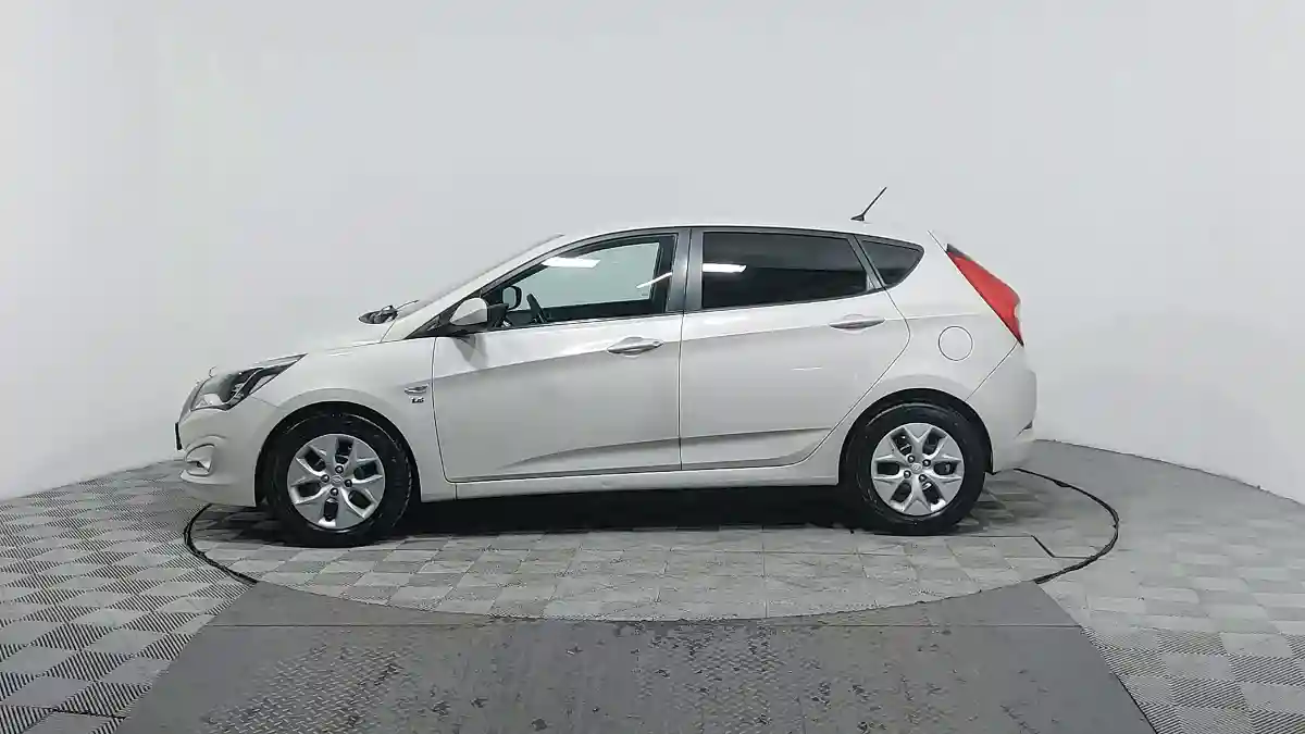 Hyundai Solaris 2014 года за 5 970 000 тг. в Астана