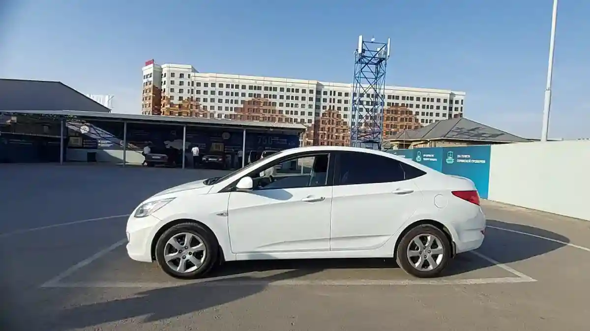 Hyundai Solaris 2014 года за 5 500 000 тг. в Шымкент