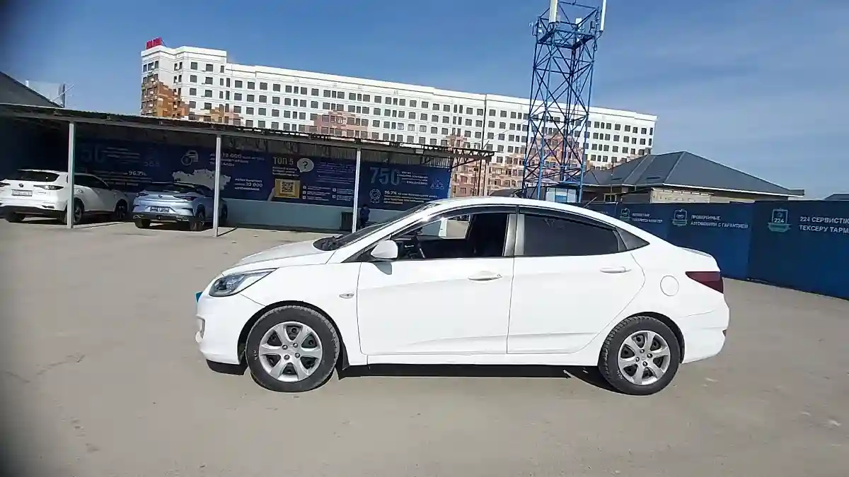 Hyundai Accent 2013 года за 4 500 000 тг. в Шымкент