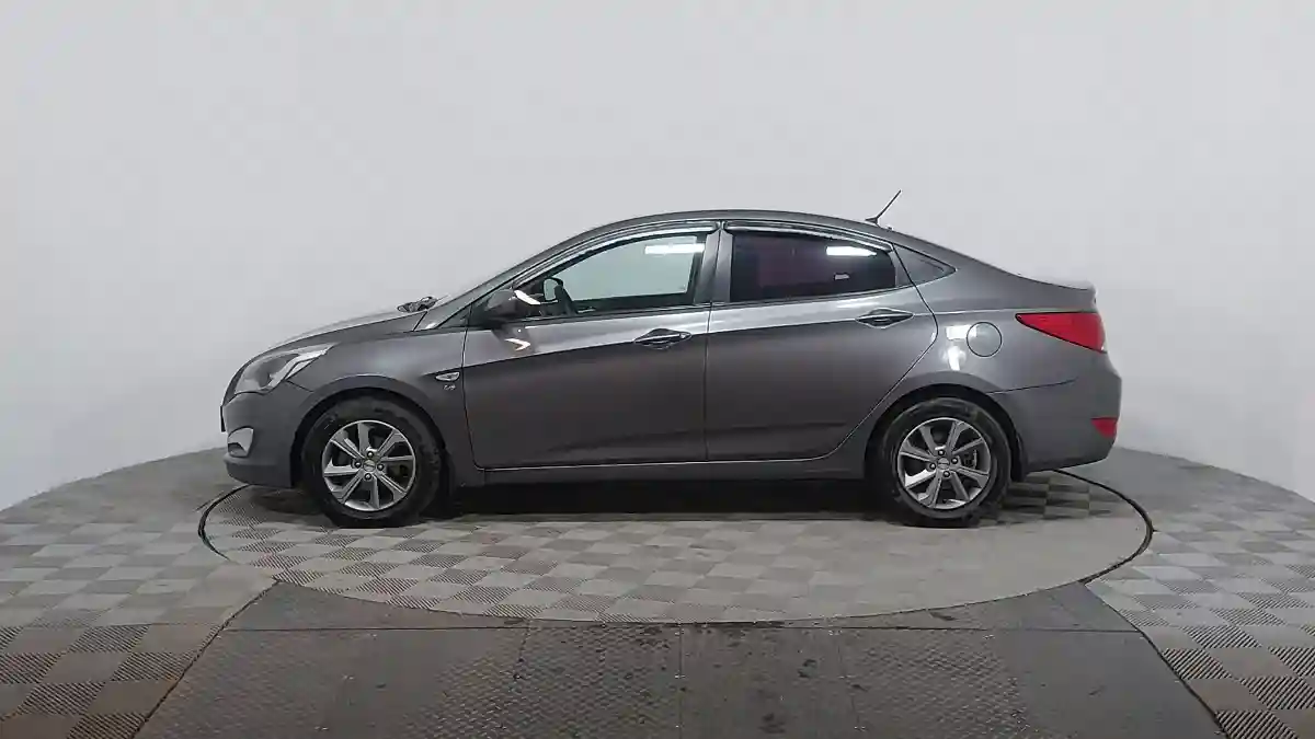 Hyundai Solaris 2015 года за 5 400 000 тг. в Астана