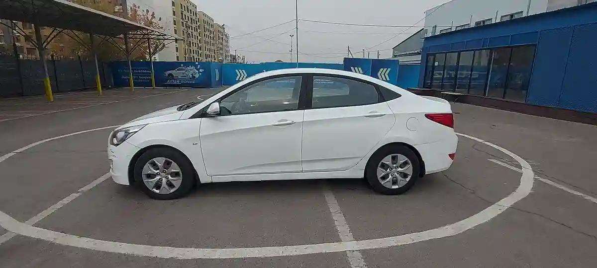 Hyundai Solaris 2015 года за 5 000 000 тг. в Алматы