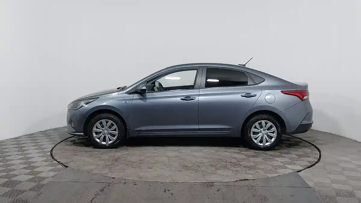 Hyundai Solaris 2020 года за 6 590 000 тг. в Астана