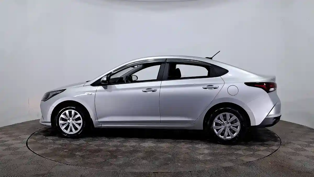 Hyundai Accent 2021 года за 7 290 000 тг. в Астана
