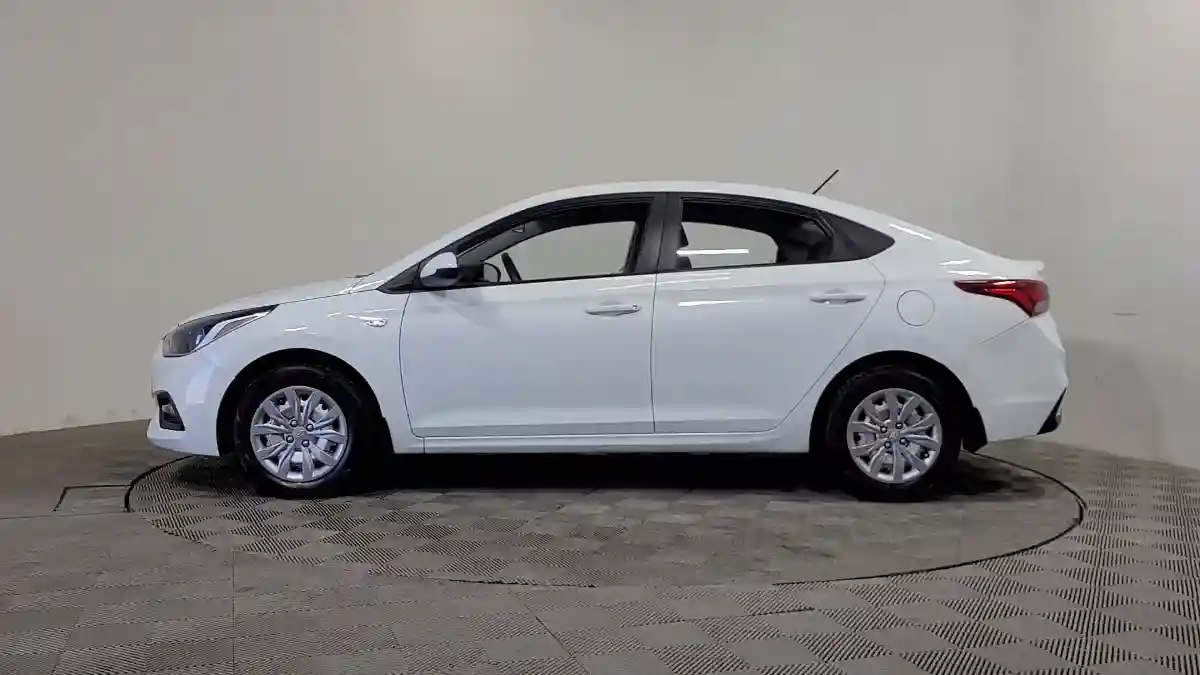 Hyundai Accent 2018 года за 7 690 000 тг. в Алматы