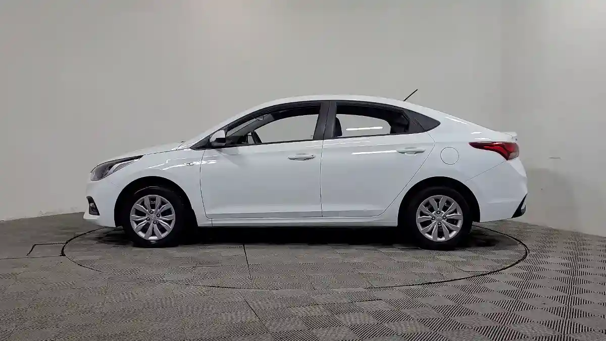 Hyundai Accent 2018 года за 7 590 000 тг. в Алматы