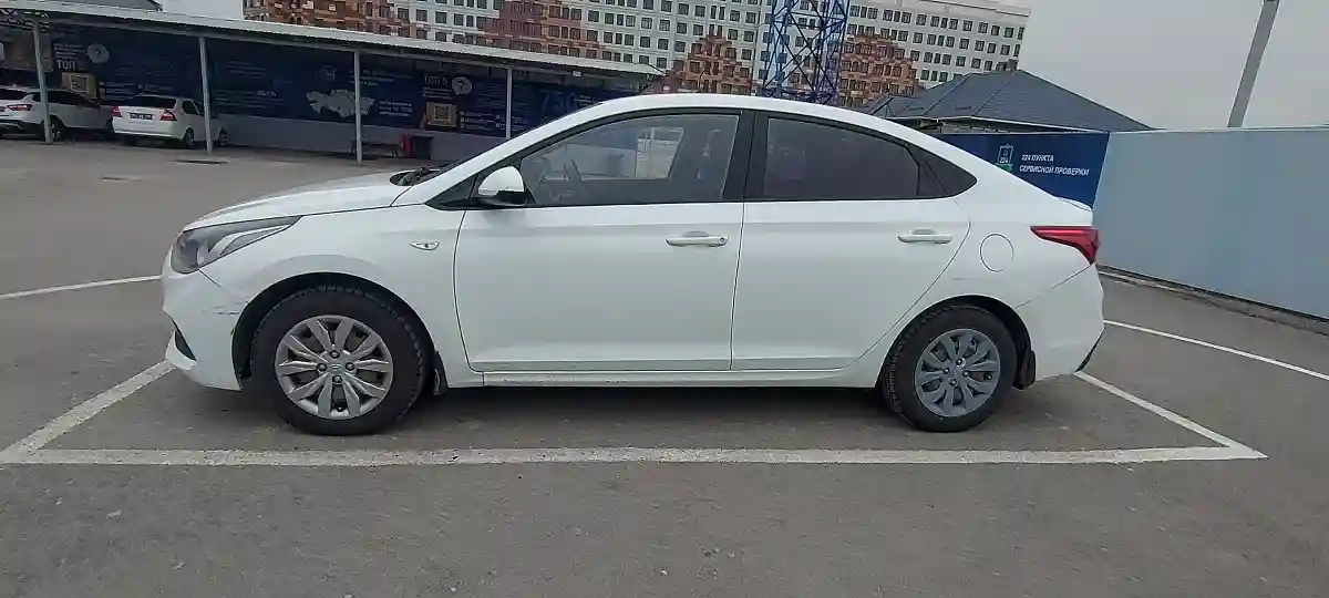 Hyundai Accent 2017 года за 7 500 000 тг. в Шымкент