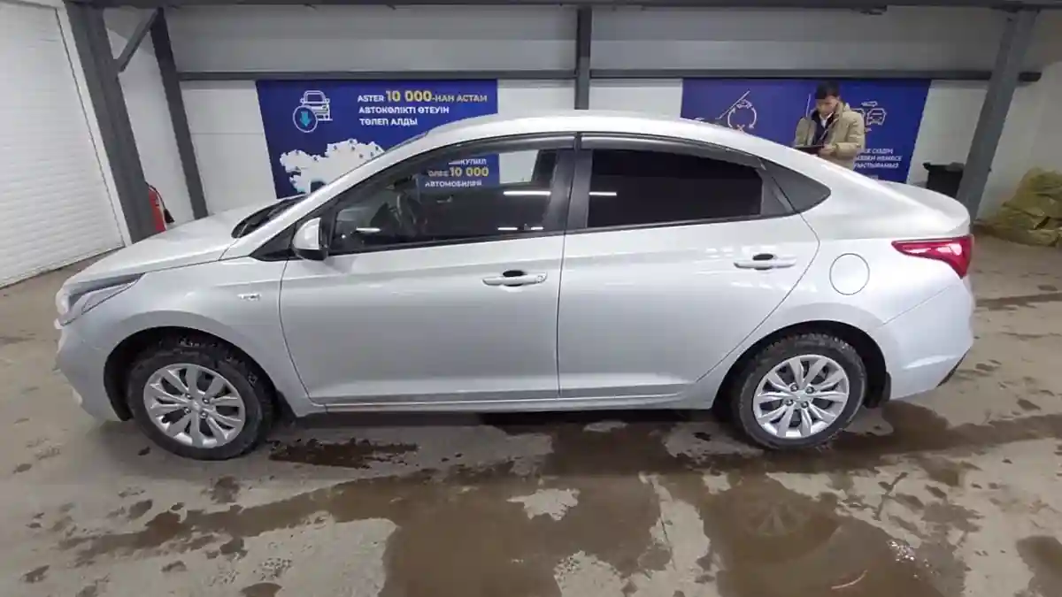 Hyundai Accent 2017 года за 6 500 000 тг. в Астана