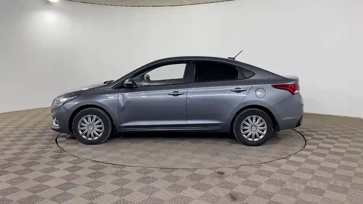 Hyundai Accent 2018 года за 6 390 000 тг. в Шымкент