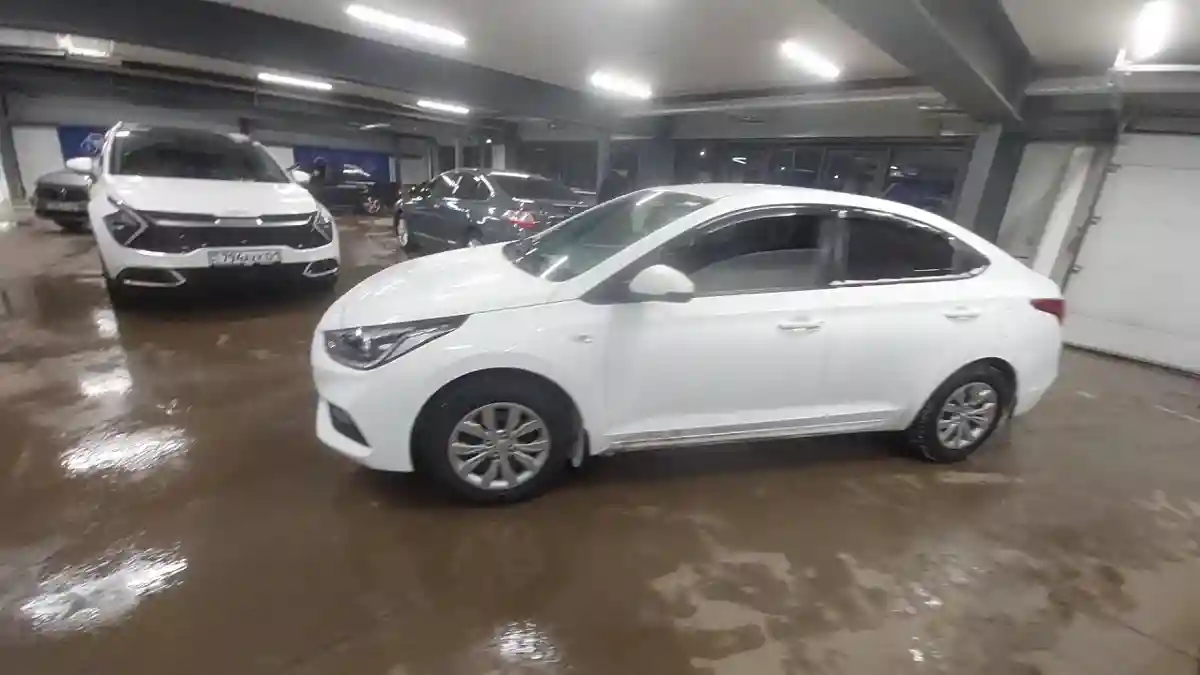 Hyundai Accent 2018 года за 7 500 000 тг. в Астана