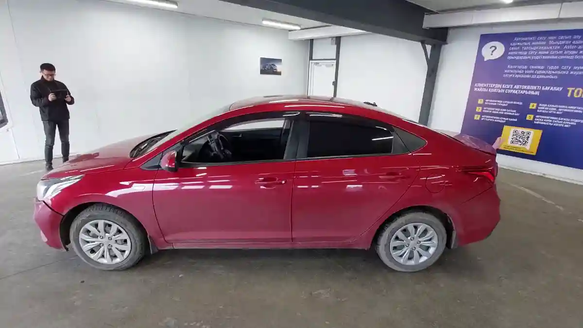 Hyundai Accent 2018 года за 6 000 000 тг. в Астана