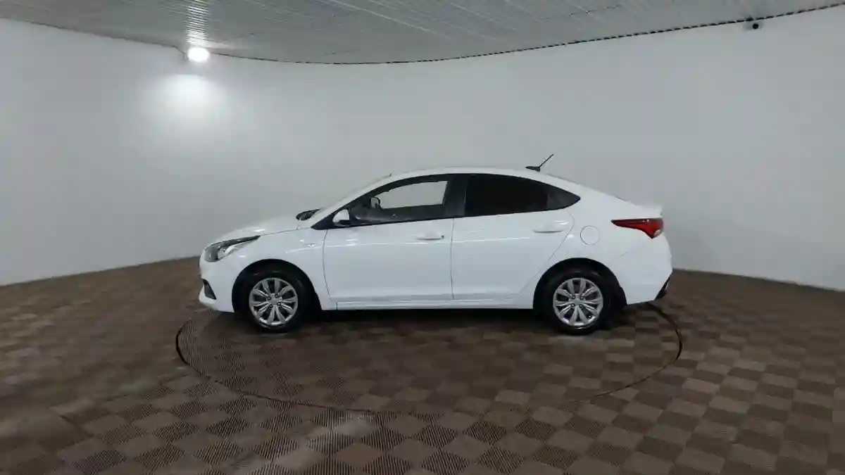 Hyundai Accent 2018 года за 7 290 000 тг. в Шымкент