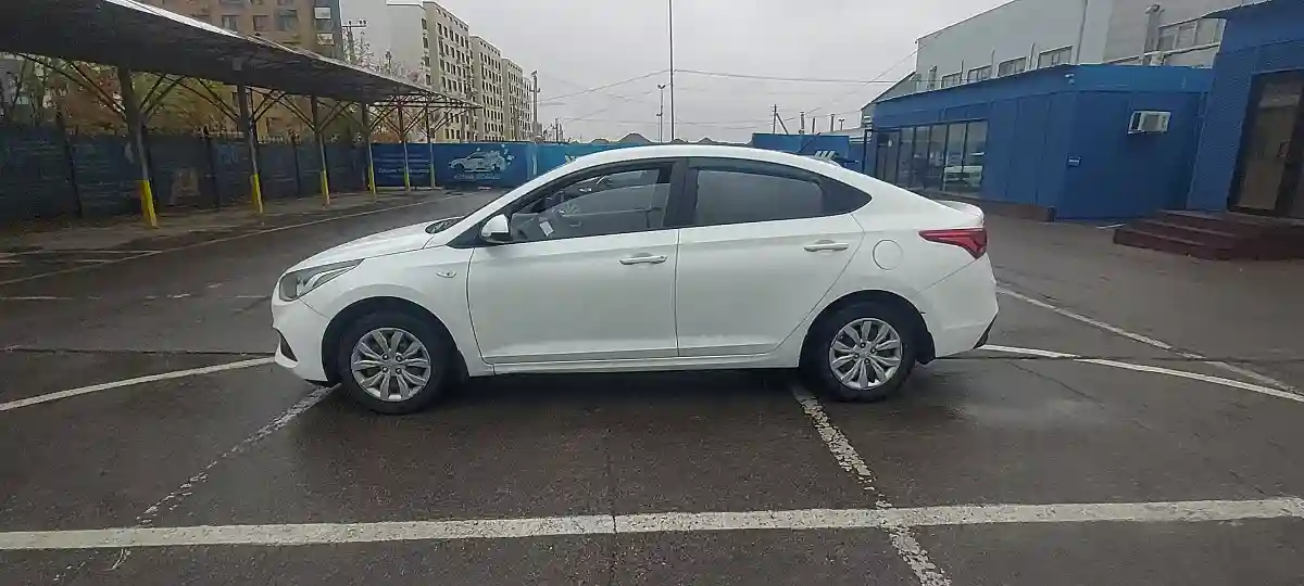 Hyundai Accent 2018 года за 6 500 000 тг. в Алматы