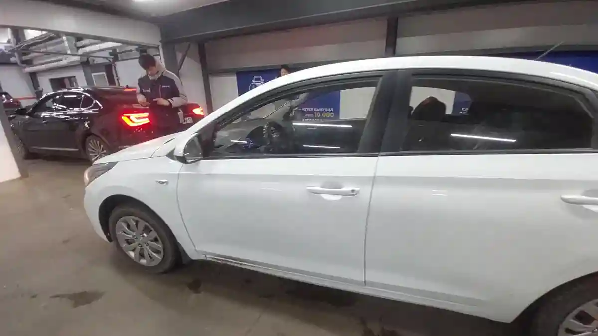 Hyundai Accent 2018 года за 6 000 000 тг. в Астана