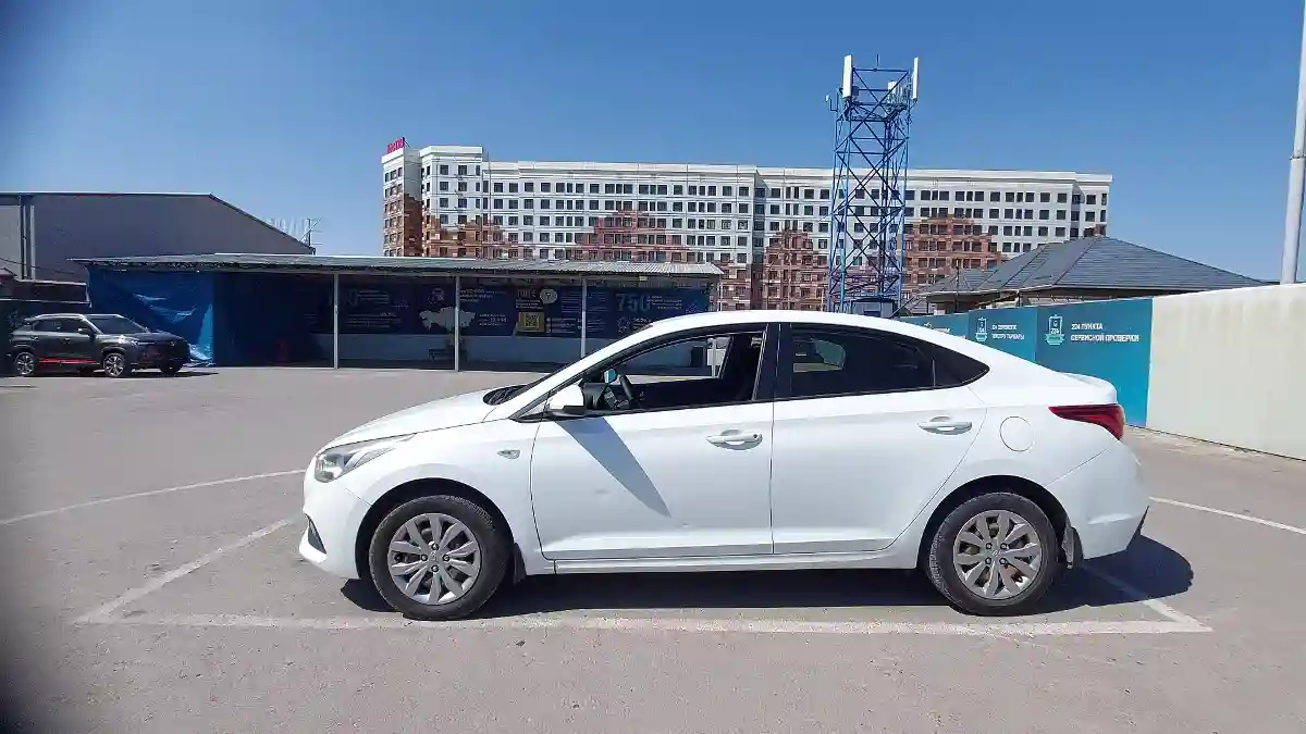 Hyundai Accent 2019 года за 7 500 000 тг. в Шымкент
