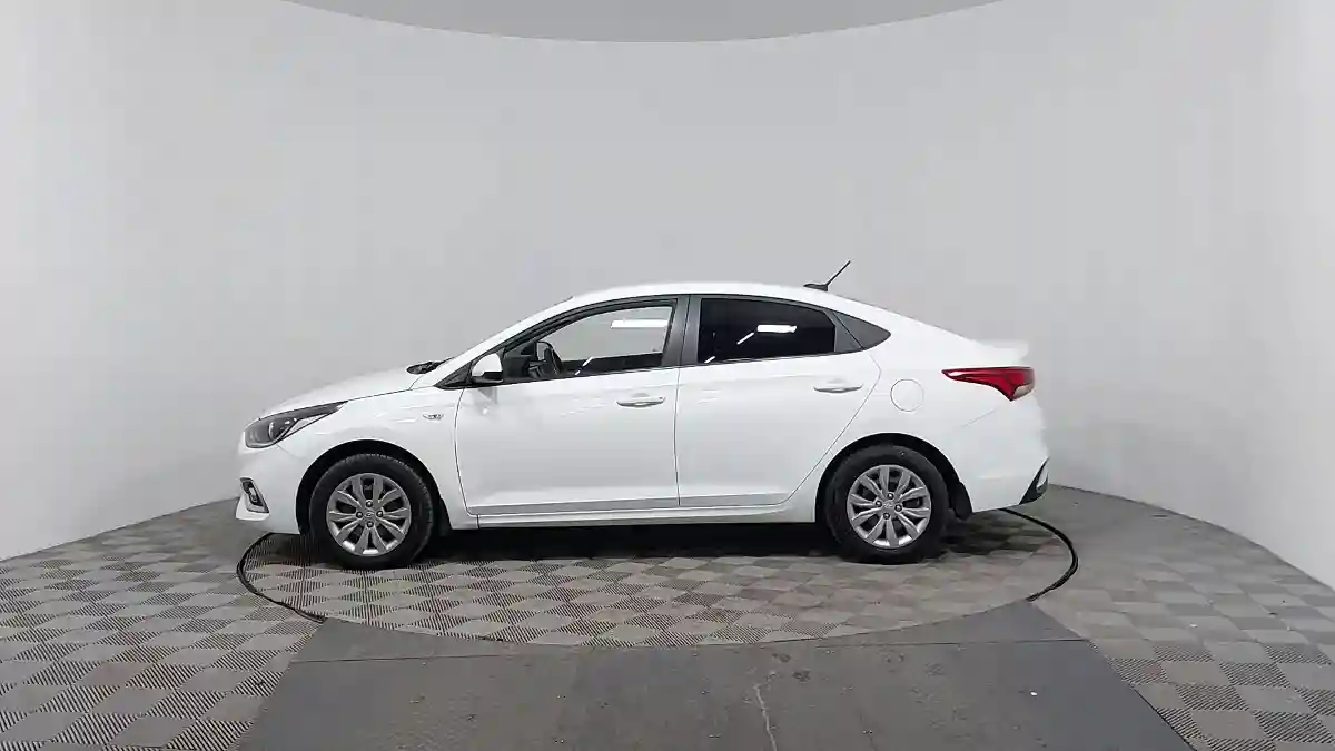 Hyundai Accent 2019 года за 6 490 000 тг. в Астана