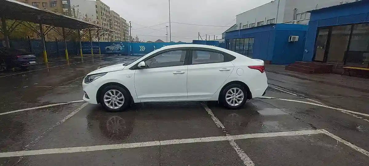 Hyundai Accent 2019 года за 5 000 000 тг. в Алматы