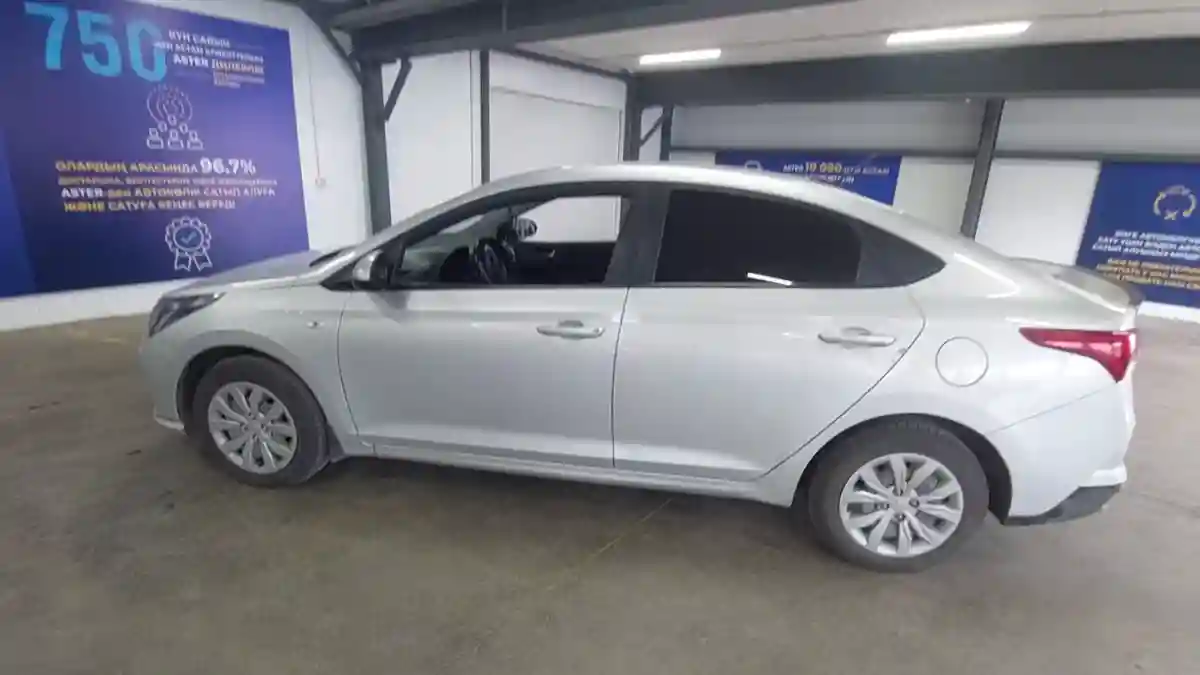 Hyundai Accent 2020 года за 7 200 000 тг. в Астана