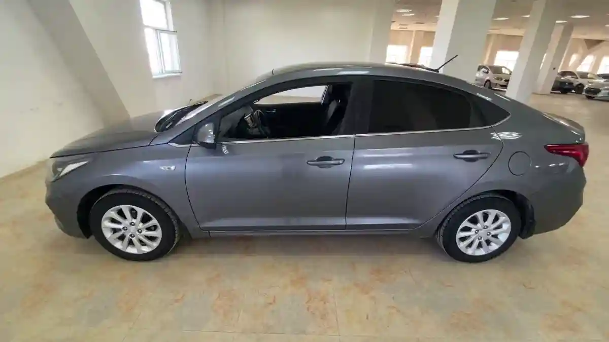 Hyundai Accent 2018 года за 7 290 000 тг. в Актобе