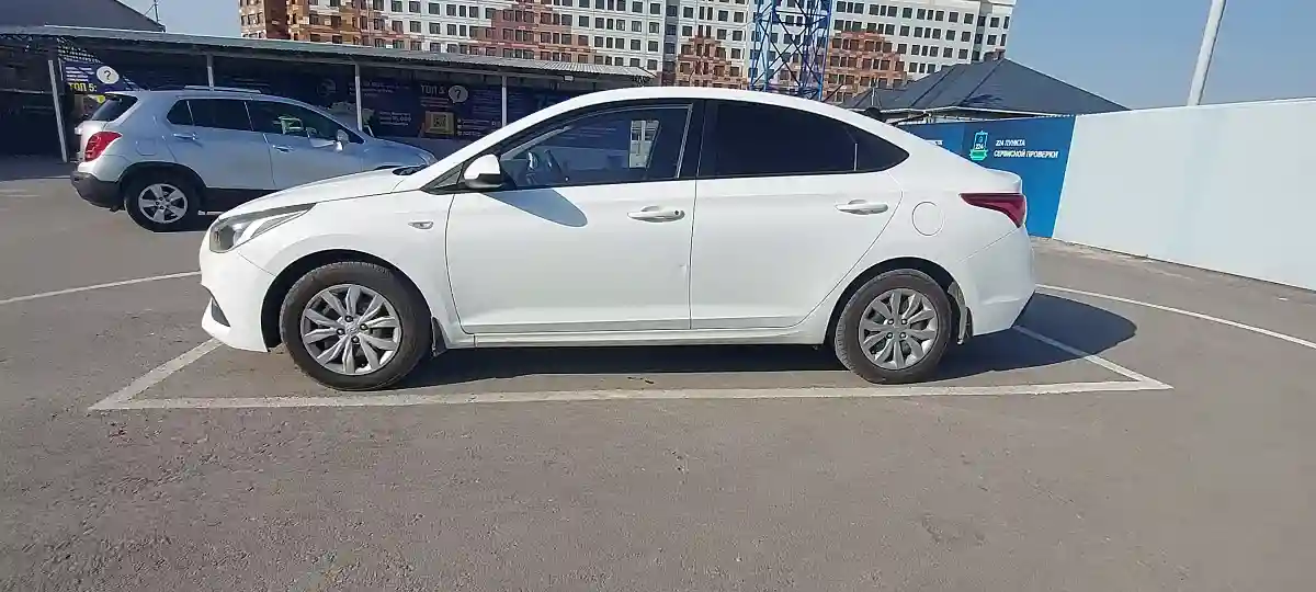 Hyundai Accent 2018 года за 8 500 000 тг. в Шымкент