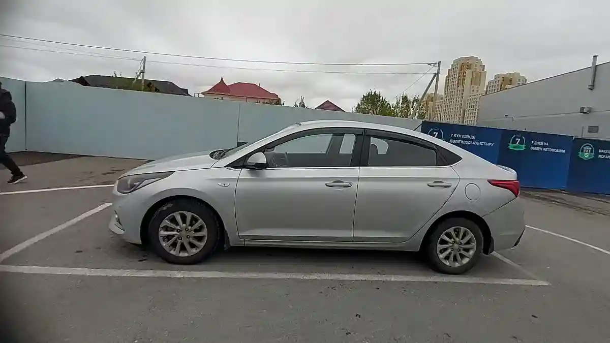 Hyundai Accent 2019 года за 3 717 477 тг. в Шымкент