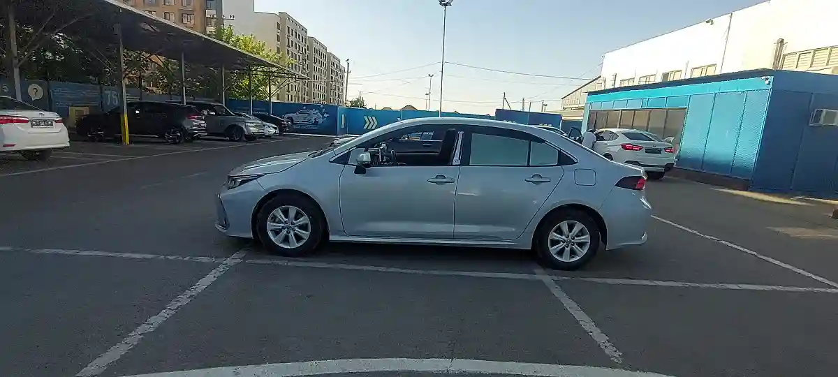 Toyota Corolla 2021 года за 9 000 000 тг. в Алматы