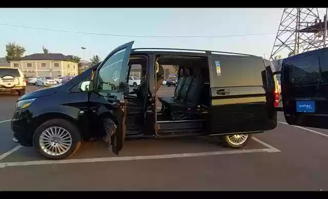 Mercedes-Benz V-Класс 2018 года за 17 210 000 тг. в Алматы